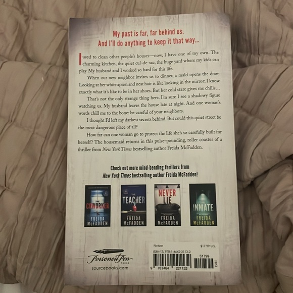 NOVEL | THRILLER - Picture 2 of 2